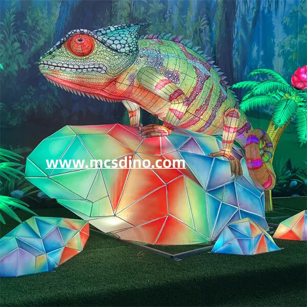 Chameleon lantern Animal LED light Display- LT0001