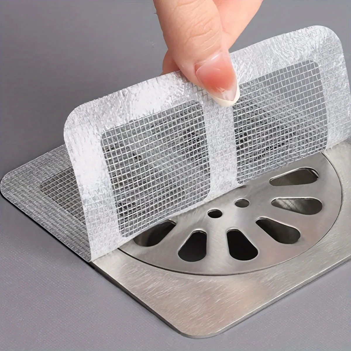 Efficient Hair Stopper and Strainer for Showers and Bathtubs